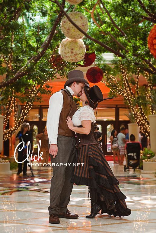 Colorado Springs destination wedding photographers in Vegas