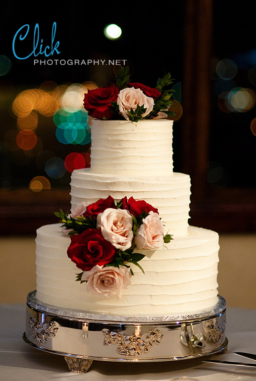 Pinery at the Hill wedding cake