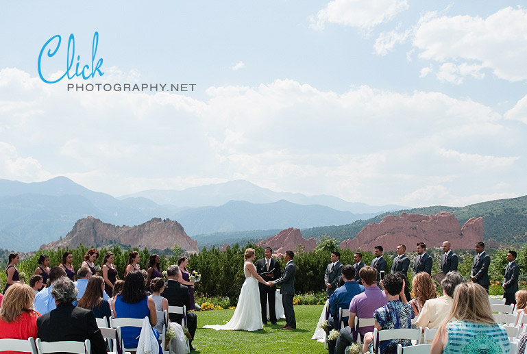 wedding at the Garden of the Gods Club