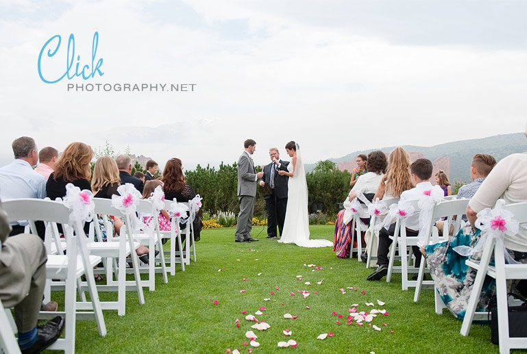 Colorado Springs wedding photographer Tamera Goldsmith (www.clickphotography.net).