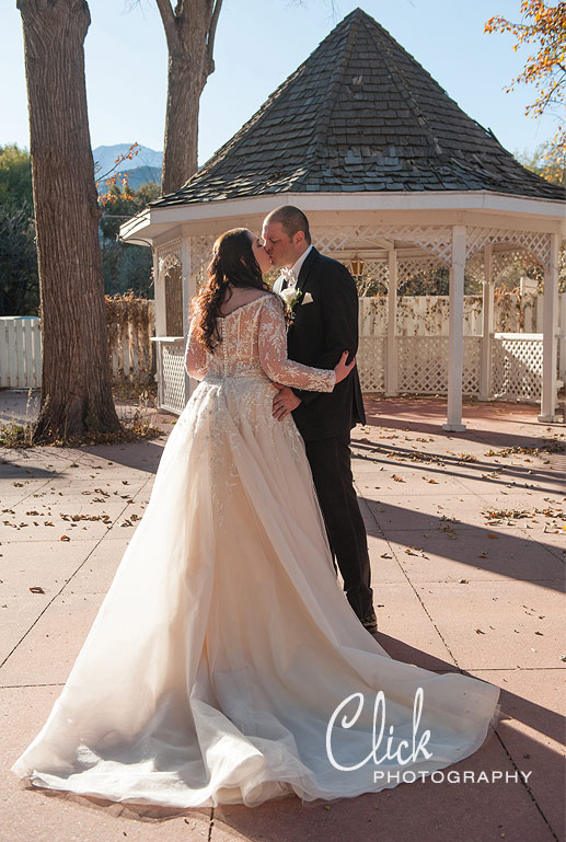 Briarhurst Manor wedding Manitou Springs