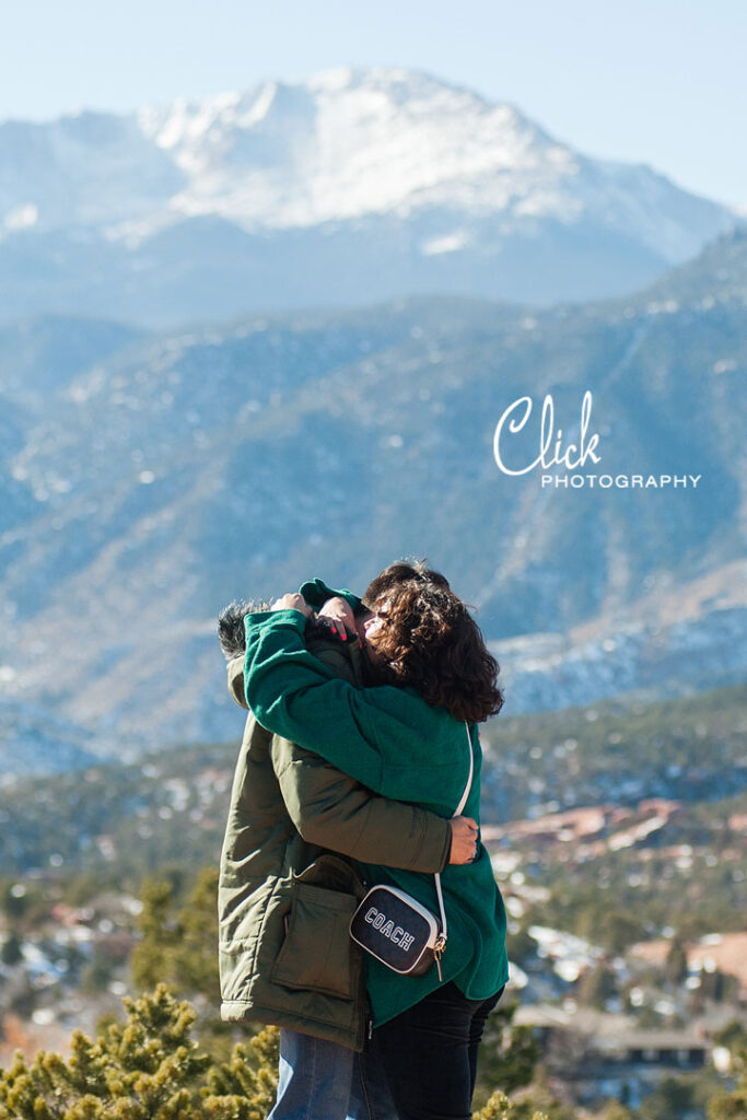 marriage proposal in the Garden of the Gods, Colorado Springs, Colorado